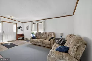 14 Holiday Ave, Hatfield, PA 19440 - Photo 3