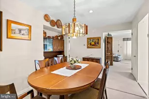 2976 Carnation Ave, Willow Grove, PA 19090 - Photo 9