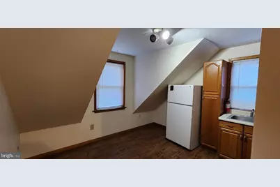 209 E Montgomery Avenue, Hatboro, PA 19040 - Photo 5