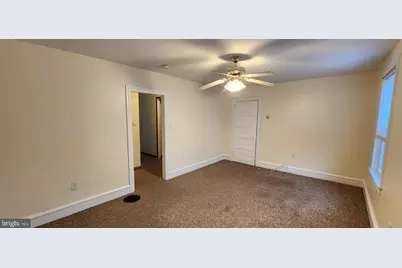 209 E Montgomery Avenue, Hatboro, PA 19040 - Photo 3