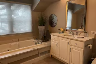 919 Jamie Ct, Blue Bell, PA 19422 - Photo 17