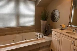 919 Jamie Ct, Blue Bell, PA 19422 - Photo 15