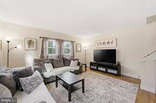 1729 Calamia Dr, Norristown, PA 19401 - Photo 3