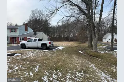 320 W Orvilla Road, Hatfield, PA 19440 - Photo 3