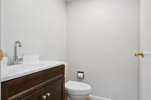 108 Continental Dr, Harleysville, PA 19438 - Photo 9