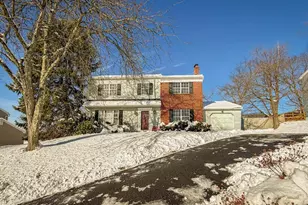 3326 E Hayes Rd, Norristown, PA 19403 - Photo 3