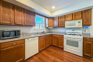 3326 E Hayes Rd, Norristown, PA 19403 - Photo 15