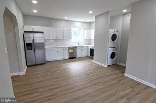 235 Jefferson St, Bridgeport, PA 19405 - Photo 3