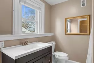 135 Penn St, Lansdale, PA 19446 - Photo 17