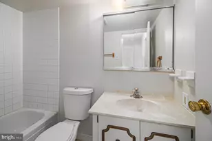 666 W Germantown Pike, Plymouth Meeting, PA 19462 - Photo 15