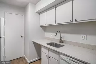 666 W Germantown Pike, Plymouth Meeting, PA 19462 - Photo 11