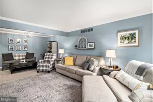 1241 Meadowview Cir, Lansdale, PA 19446 - Photo 3