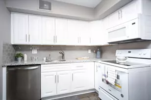 666 W Germantown Pike, Plymouth Meeting, PA 19462 - Photo 3