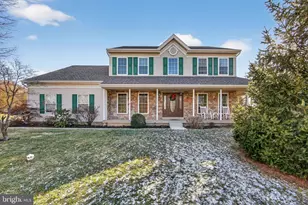 110 Persimmon Dr, Collegeville, PA 19426 - Photo 3