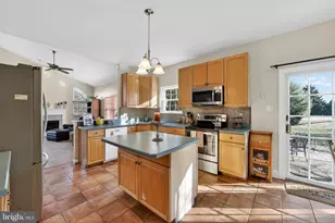 110 Persimmon Dr, Collegeville, PA 19426 - Photo 17