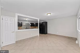 98 Holly Dr, Trappe, PA 19426 - Photo 7