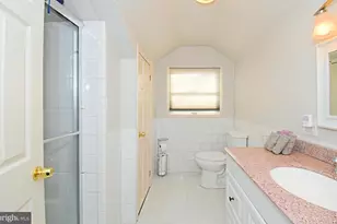 2360 N Parkview Dr, Norristown, PA 19403 - Photo 43