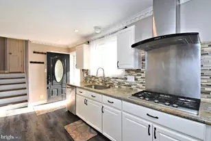 2360 N Parkview Dr, Norristown, PA 19403 - Photo 15