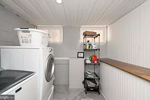 2360 N Parkview Dr, Norristown, PA 19403 - Photo 57