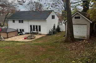 2360 N Parkview Dr, Norristown, PA 19403 - Photo 79