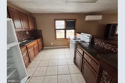 25 E Bridge Street #3, Collegeville, PA 19426 - Photo 5