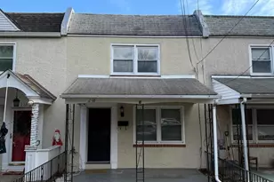218 Cedar Ave, Conshohocken, PA 19428 - Photo 1