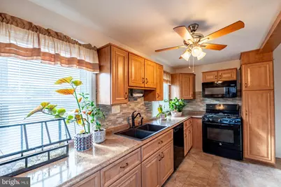 432 E Basin Street, Norristown, PA 19401 - Photo 11