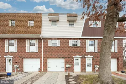 1055 Village Lane, Pottstown, PA 19464 - Photo 3