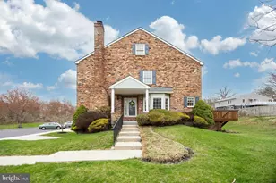 155 Heritage Dr, Collegeville, PA 19426 - Photo 3