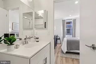 956 Riverplace Dr, Conshohocken, PA 19428 - Photo 25