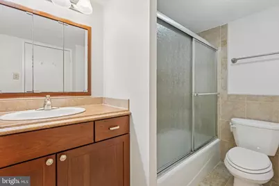 666 W Germantown Pike #2716, Plymouth Meeting, PA 19462 - Photo 17