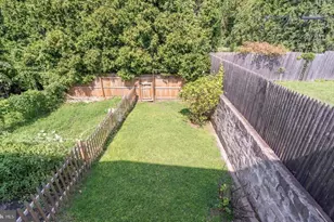 34 Maple St, Conshohocken, PA 19428 - Photo 15