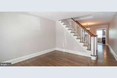 34 Maple Street, Conshohocken, PA 19428 - Photo 3