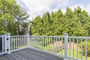 34 Maple St, Conshohocken, PA 19428 - Photo 13