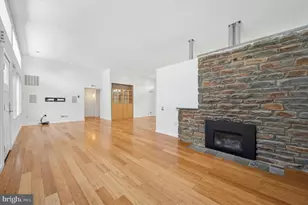 29 Rolling Rd, Wynnewood, PA 19096 - Photo 3