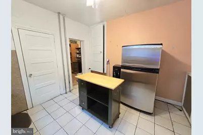 557 Hamilton Street, Norristown, PA 19401 - Photo 7