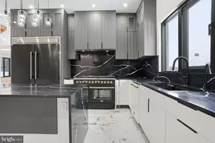 1047 Welsh Rd, Huntingdon Valley, PA 19006 - Photo 19