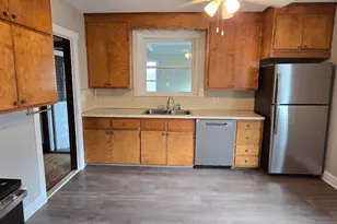 102 E Broad St, Hatfield, PA 19440 - Photo 13