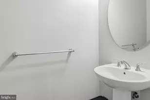 401 Lakeview Ct, King of Prussia, PA 19406 - Photo 13