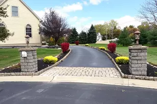 1401 Hampstead Ct, Blue Bell, PA 19422 - Photo 3