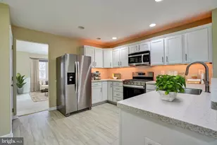 115 Gleneagles Dr, Blue Bell, PA 19422 - Photo 3