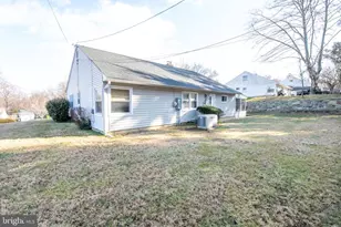 8810 Tyson Rd, Glenside, PA 19038 - Photo 9