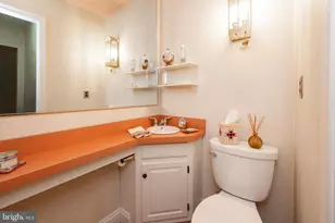 124 Russell Cir, Collegeville, PA 19426 - Photo 17