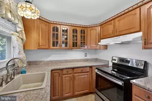 821 N Hanover St, Pottstown, PA 19464 - Photo 17