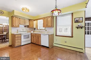 1460 Cathys Ln, North Wales, PA 19454 - Photo 15