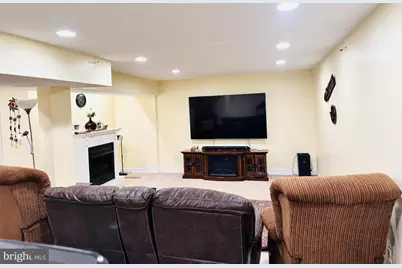 69 S Calder Way, Phoenixville, PA 19460 - Photo 35