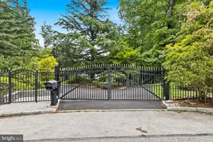 1351 Bobarn Dr, Penn Valley, PA 19072 - Photo 13