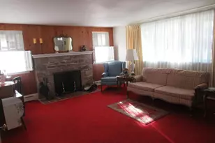 1817 Sterigere St, Eagleville, PA 19403 - Photo 3