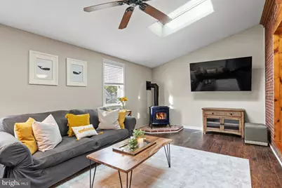 220 S 8th Street, North Wales, PA 19454 - Photo 3