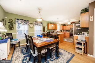 102 W Harmony Dr, Pottstown, PA 19464 - Photo 7